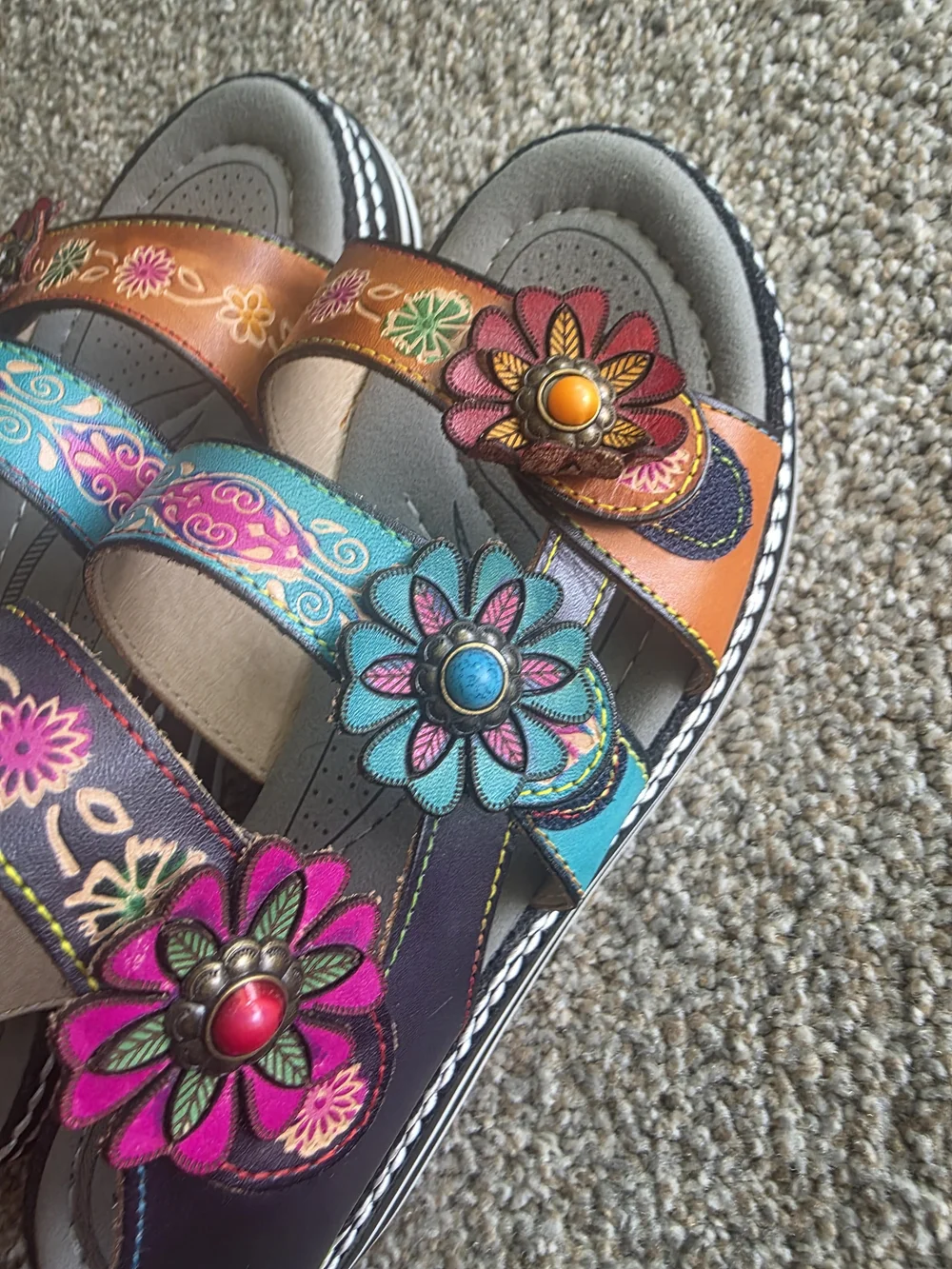 L'ARTISTE Rebecca MM Strappy Platform Multicolored Sandal Size 40/9 Artsy Boho.